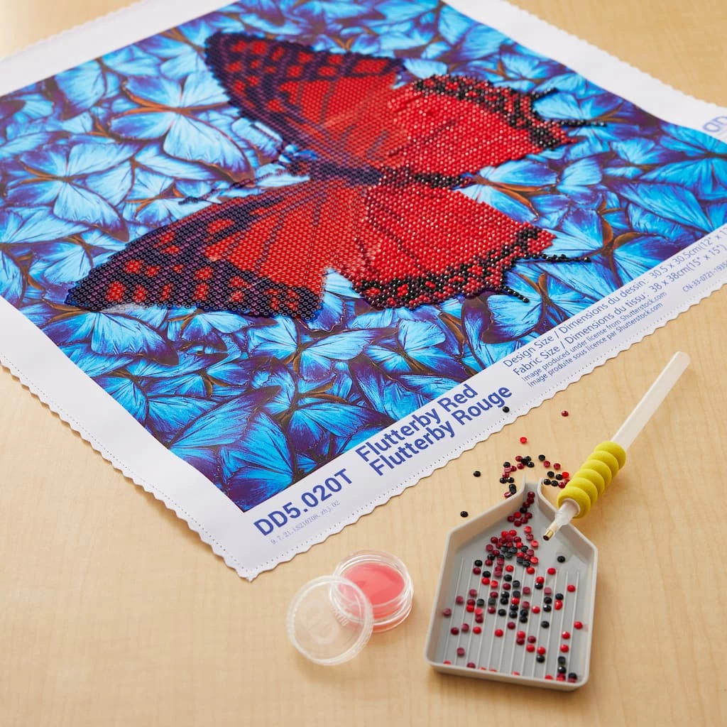 Brand new 😉 Diamond Dotz® Flutterby Red Facet Art Kit ✨ 2 Brand new 😉 Diamond Dotz® Flutterby Red Facet Art Kit ✨ - Image 2